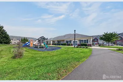 645 Doral Court, Piscataway Township, NJ 08854 - Photo 25