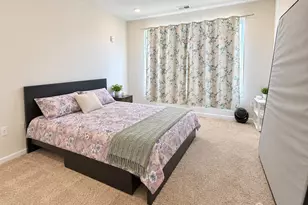 306 Dickson Ct, Highland Park, NJ 08904 - Photo 11