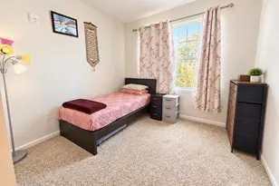 306 Dickson Ct, Highland Park, NJ 08904 - Photo 9