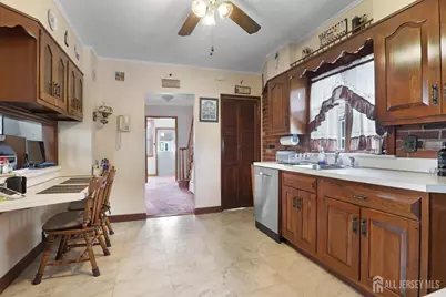 27 Hermann Avenue, Carteret, NJ 07008 - Photo 19