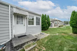 8 Lumsden Ct, Toms River Township, NJ 08757 - Photo 27