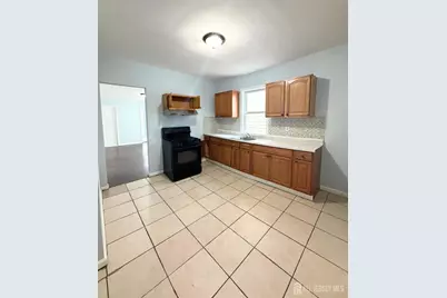 1060 Bond Street #1, Elizabeth, NJ 07201 - Photo 5