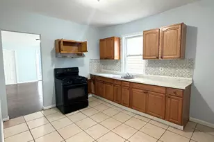 1060 Bond St, Elizabeth, NJ 07201 - Photo 5