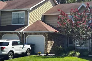 15 Saddle Ct, Tinton Falls, NJ 07753 - Photo 1