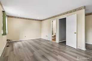 12 Palm Ct, Edison, NJ 08820 - Photo 11