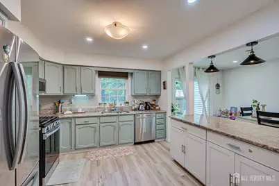 1602 Deerfield Drive, Edison, NJ 08820 - Photo 9