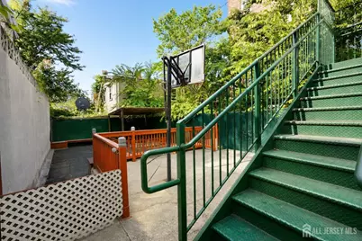 725 17th Street, Union City, NJ 07087 - Photo 7