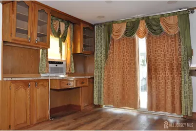 9 Florence Drive, Sayreville, NJ 08859 - Photo 31