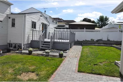 9 Florence Drive, Sayreville, NJ 08859 - Photo 15