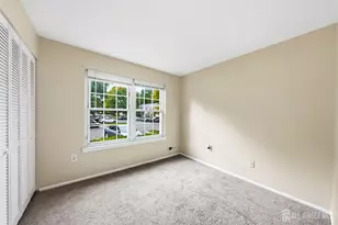 102 Morgan Pl, East Brunswick Township, NJ 08816 - Photo 15