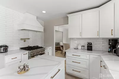 374 Mounts Mills Road, Monroe Township, NJ 08831 - Photo 7