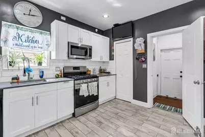 865 Birch Street, Perth Amboy, NJ 08861 - Photo 21