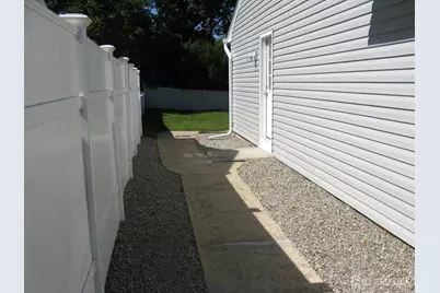 27 Violet Terrace, Milltown, NJ 08850 - Photo 11