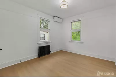 309 S 2nd Avenue S, Highland Park, NJ 08904 - Photo 23