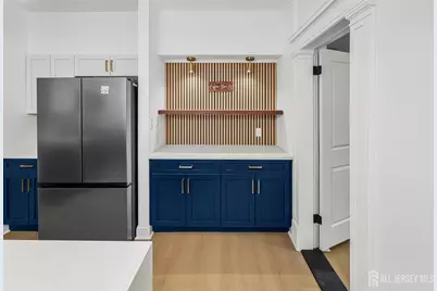 309 S 2nd Avenue S, Highland Park, NJ 08904 - Photo 7