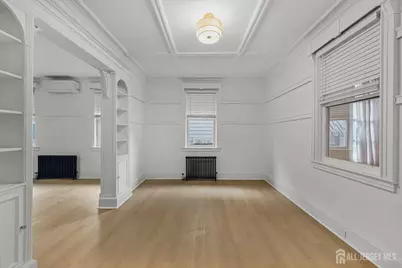 309 S 2nd Avenue S, Highland Park, NJ 08904 - Photo 15