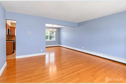 33 Willow Avenue, Iselin, NJ 08830 - Photo 3