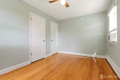 33 Willow Avenue, Iselin, NJ 08830 - Photo 7