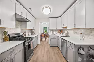 81 Thoreau Dr, Plainsboro Township, NJ 08536 - Photo 43