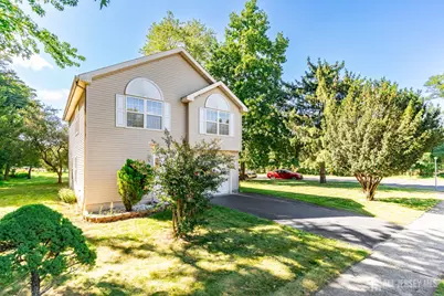 53 Bernard Avenue, Edison, NJ 08837 - Photo 3