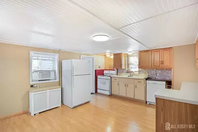17 Douglas Street, Fords, NJ 08863 - Photo 9