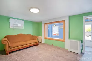 17 Douglas St, Fords, NJ 08863 - Photo 7