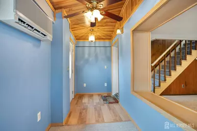 17 Douglas Street, Fords, NJ 08863 - Photo 5