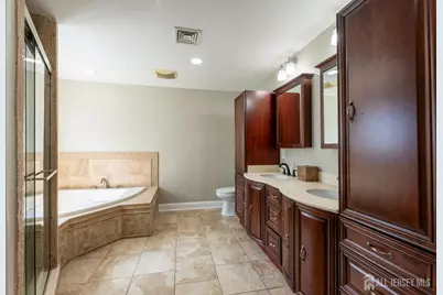 19 Bradford Road, Edison, NJ 08820 - Photo 23
