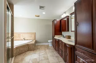 19 Bradford Rd, Edison, NJ 08820 - Photo 23