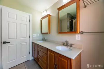 19 Bradford Road, Edison, NJ 08820 - Photo 33