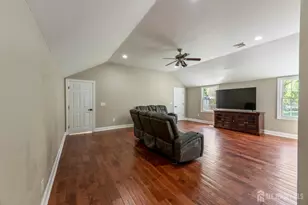 19 Bradford Rd, Edison, NJ 08820 - Photo 35
