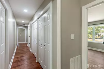 19 Bradford Road, Edison, NJ 08820 - Photo 31