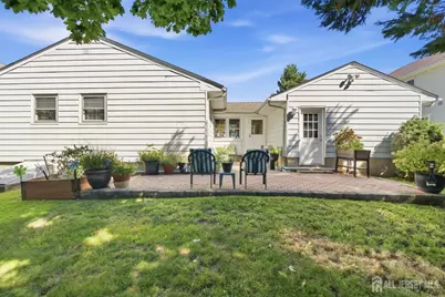 140 Lexington Avenue, Edison, NJ 08817 - Photo 37