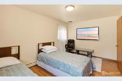 140 Lexington Avenue, Edison, NJ 08817 - Photo 21