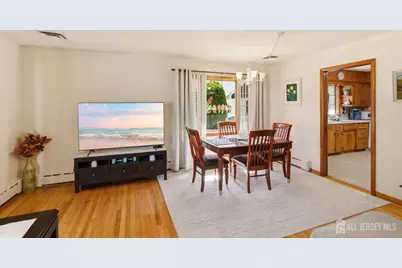 140 Lexington Avenue, Edison, NJ 08817 - Photo 9