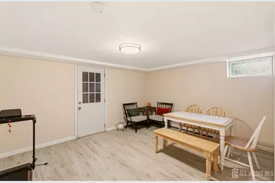 140 Lexington Avenue, Edison, NJ 08817 - Photo 29