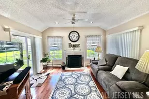 589 Madison Dr, Monroe Township, NJ 08831 - Photo 21