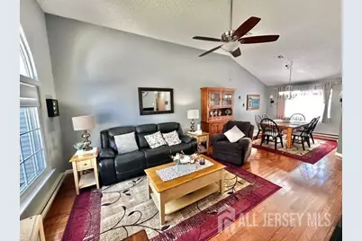 589 Madison Drive #B, Monroe Township, NJ 08831 - Photo 7