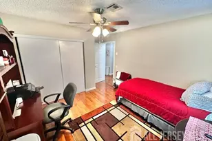 589 Madison Dr, Monroe Township, NJ 08831 - Photo 29