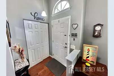 589 Madison Drive #B, Monroe Township, NJ 08831 - Photo 5