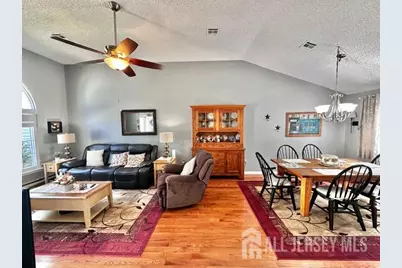 589 Madison Drive #B, Monroe Township, NJ 08831 - Photo 9