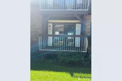 1105 N Oaks Boulevard N, North Brunswick Township, NJ 08902 - Photo 17