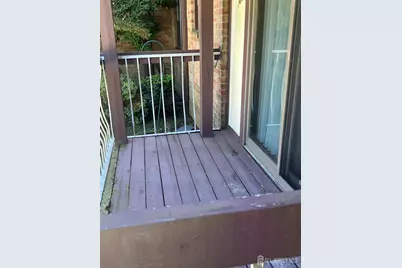 1105 N Oaks Boulevard N, North Brunswick Township, NJ 08902 - Photo 21