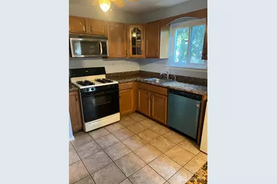 1105 N Oaks Boulevard N, North Brunswick Township, NJ 08902 - Photo 1