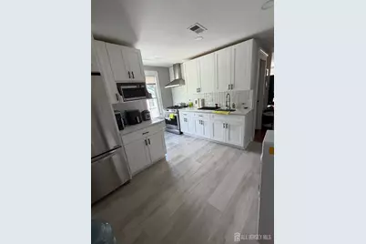 415 E 3rd Avenue #2R, Roselle, NJ 07203 - Photo 3