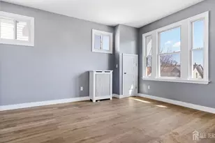 19 Newfield St, East Orange, NJ 07017 - Photo 7