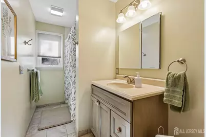 13 Highview Road, East Brunswick Township, NJ 08816 - Photo 17