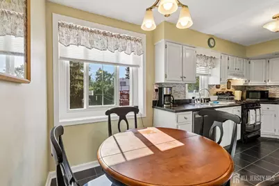 13 Highview Road, East Brunswick Township, NJ 08816 - Photo 9