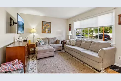 13 Highview Road, East Brunswick Township, NJ 08816 - Photo 3