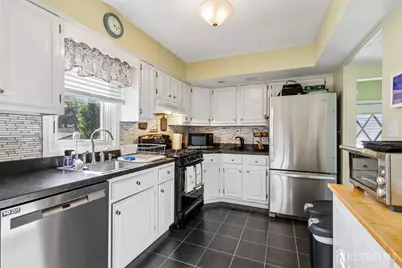 13 Highview Road, East Brunswick Township, NJ 08816 - Photo 11